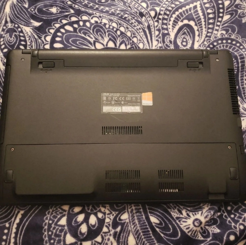 15" ASUS GAMING LAPTOP - Picture 8 of 8